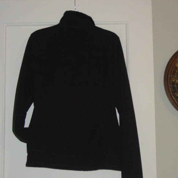 North face black fleece jacket - Picture 4 of 4